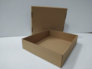 Kimetszett doboz sütis 306x250x70 mm + tető 312E B